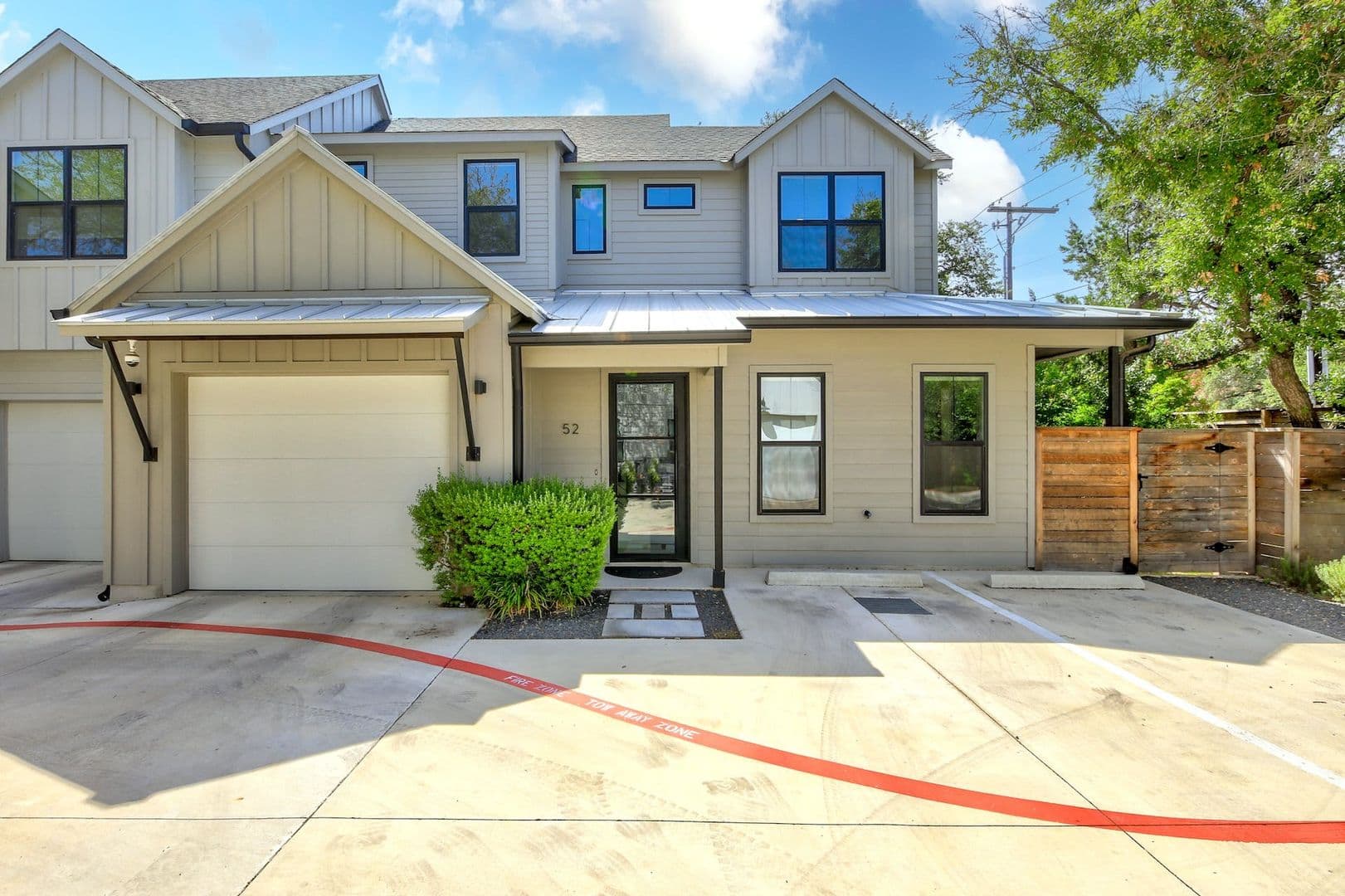Austin House: 4804 Duval Rd