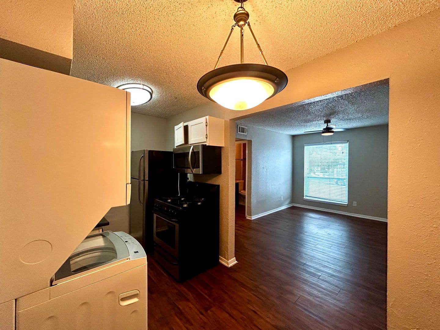 Austin Apartment: 2401 Manor Road