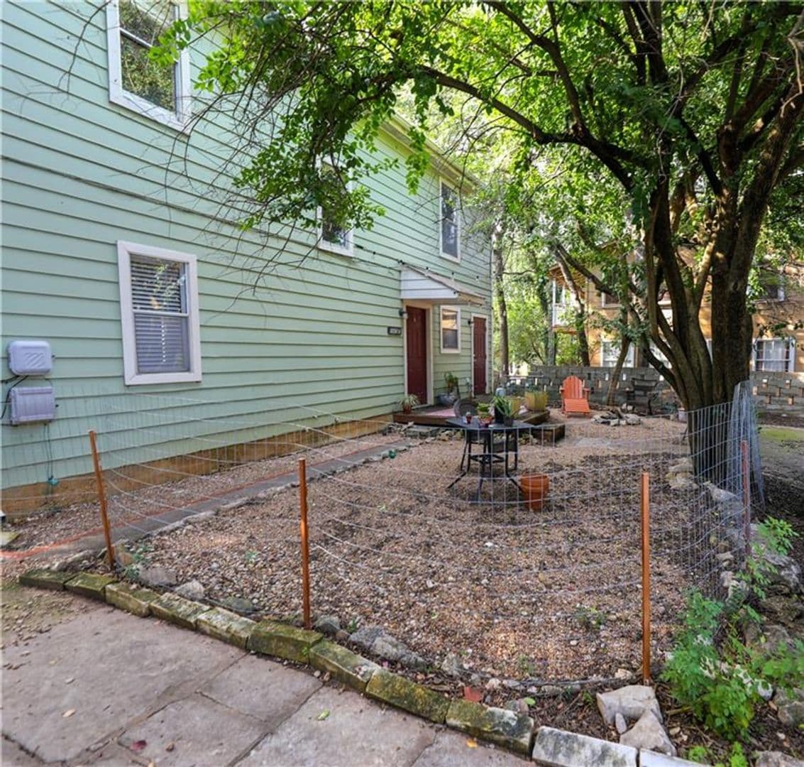 Austin Multiplex: 1305 Lorrain St - Unit D