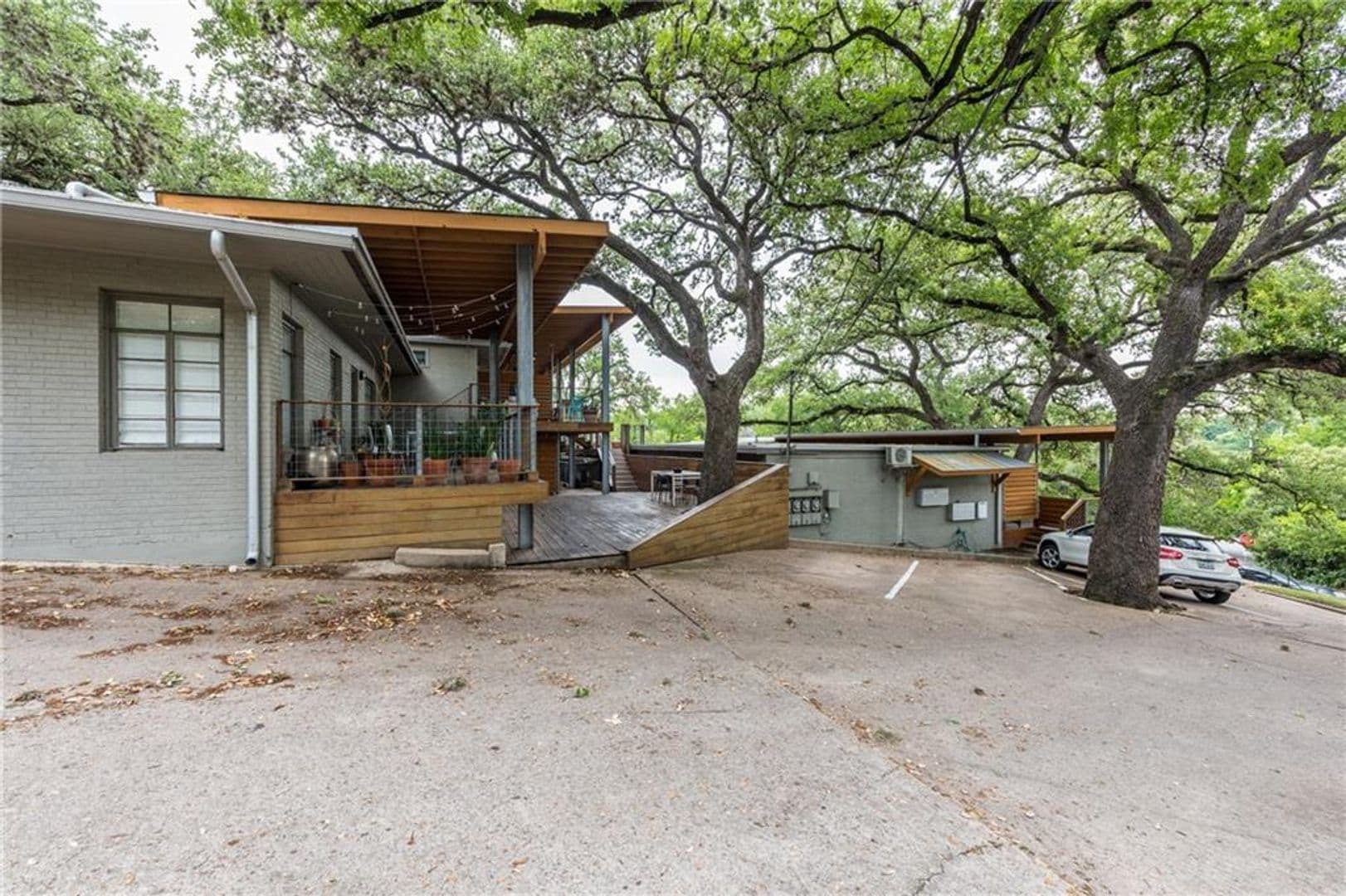 Austin Condo: 1212 Castle Hill Street