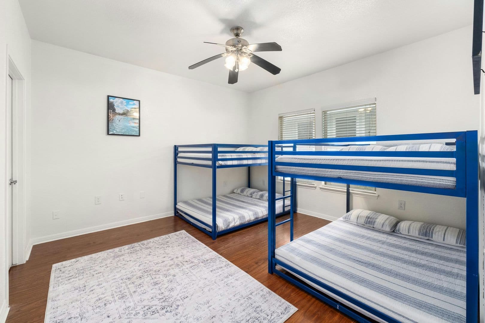 Austin Multiplex: 2917 E 16th St