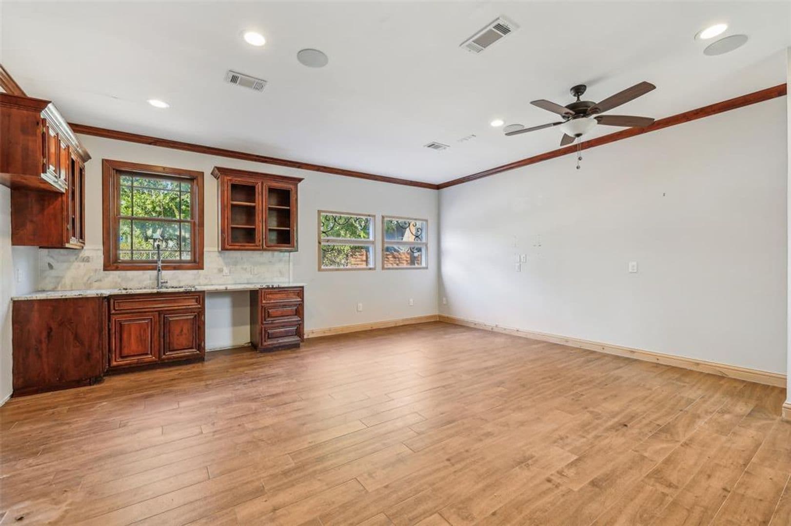 Austin Multiplex: 1904 E 13th St - Unit B
