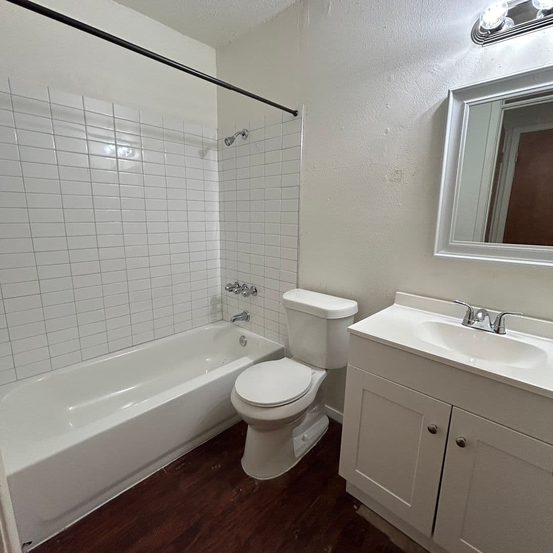 Austin Apartment: 1011 W. 23rd St.