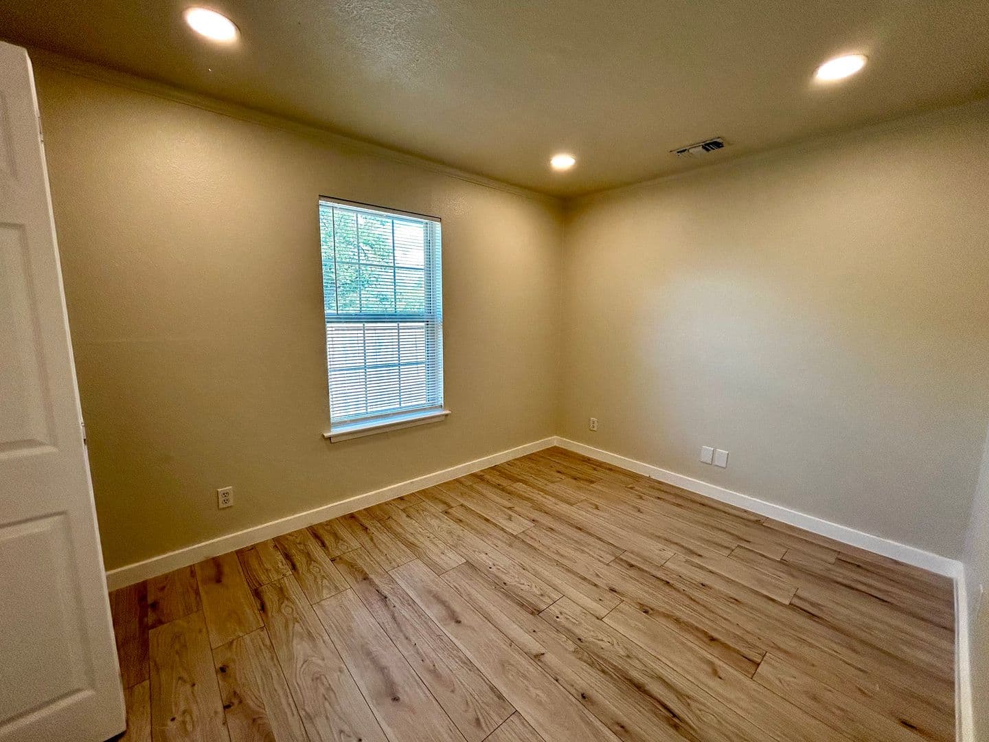 Austin Multiplex: 1005 W Martin Luther King Jr Blvd - House