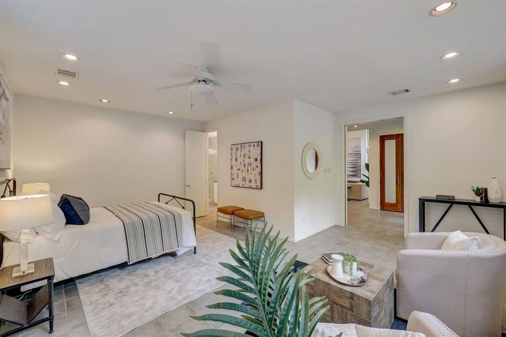 Austin House: 805 Leonard St
