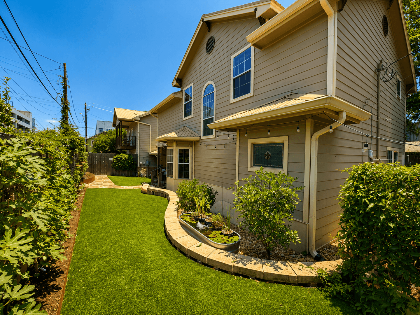 Austin House: 1612 Miriam #B