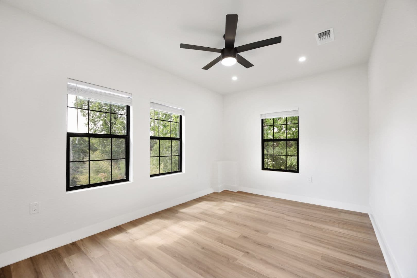 Austin House: 2808 San Pedro St