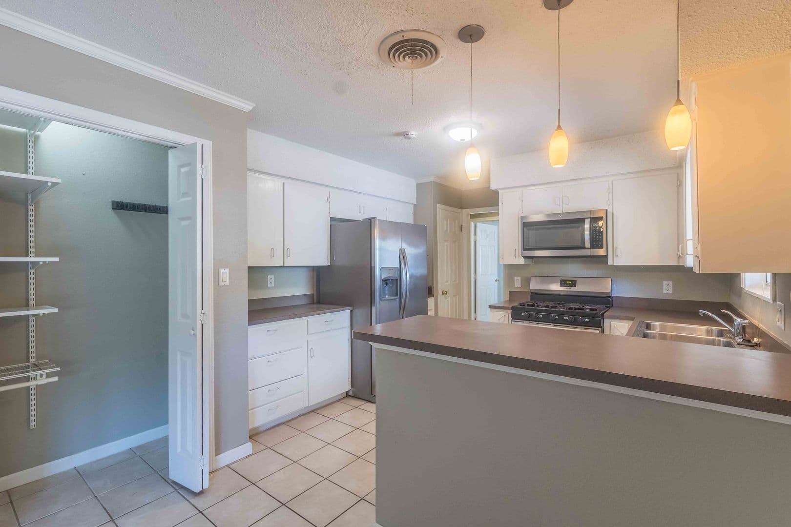 Austin Multiplex: 1104 Kinney Ave