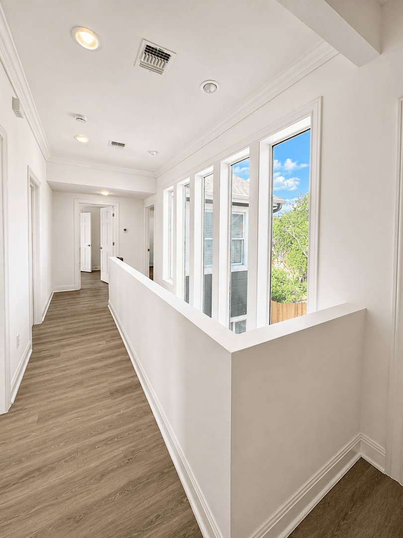 Austin House: 804 E. Dean Keeton St