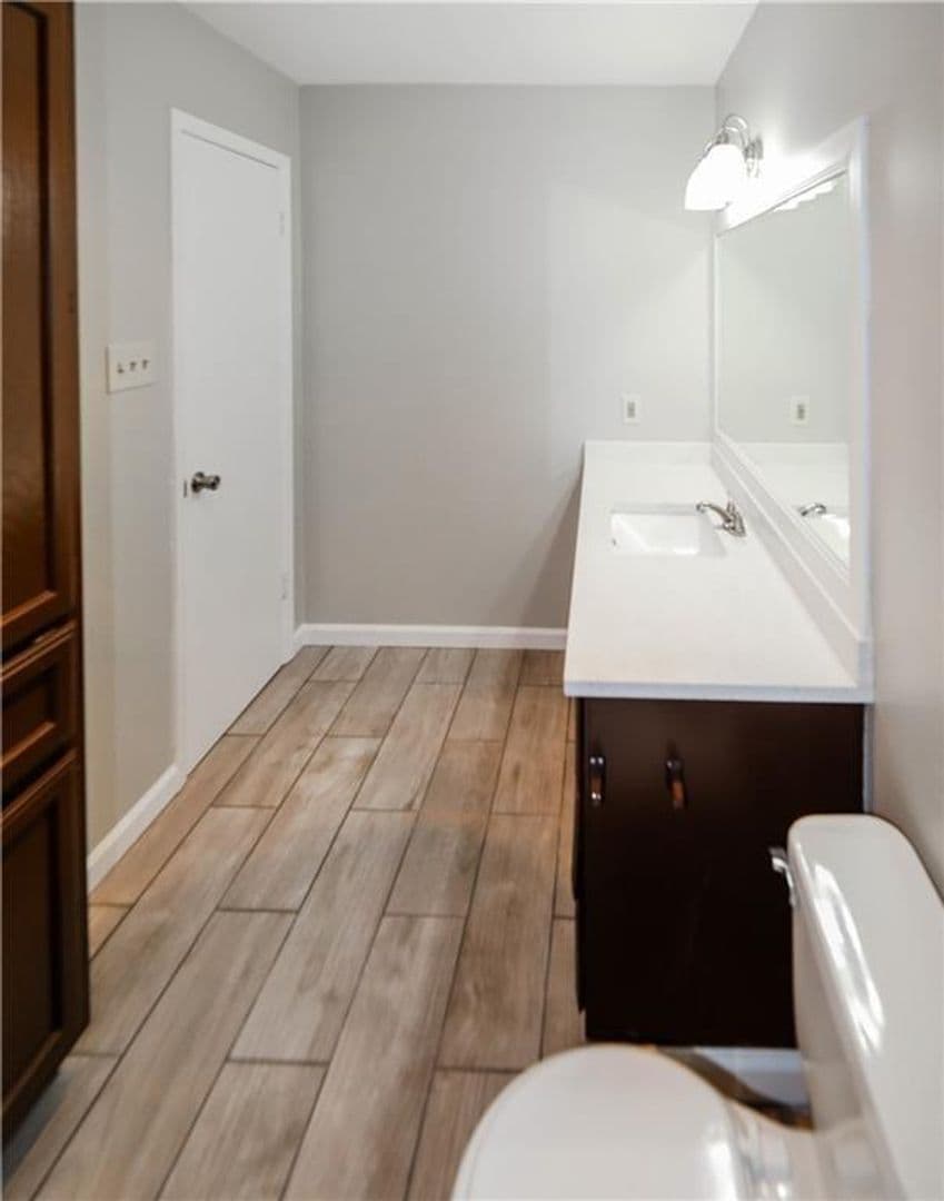 Austin Multiplex: 1700 Waterloo Trl