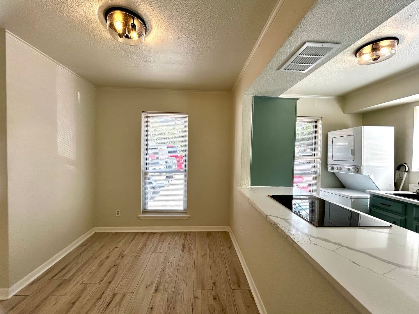 Austin Multiplex: 1005 W Martin Luther King Jr Blvd - Unit B