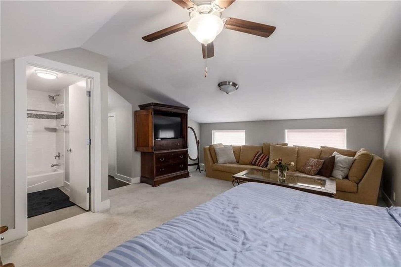 Austin House: 1110 Concordia Ave