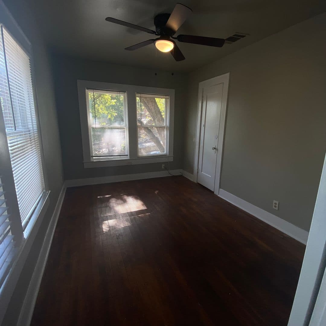 Austin Multiplex: 2714 Whitis Ave - Entire House