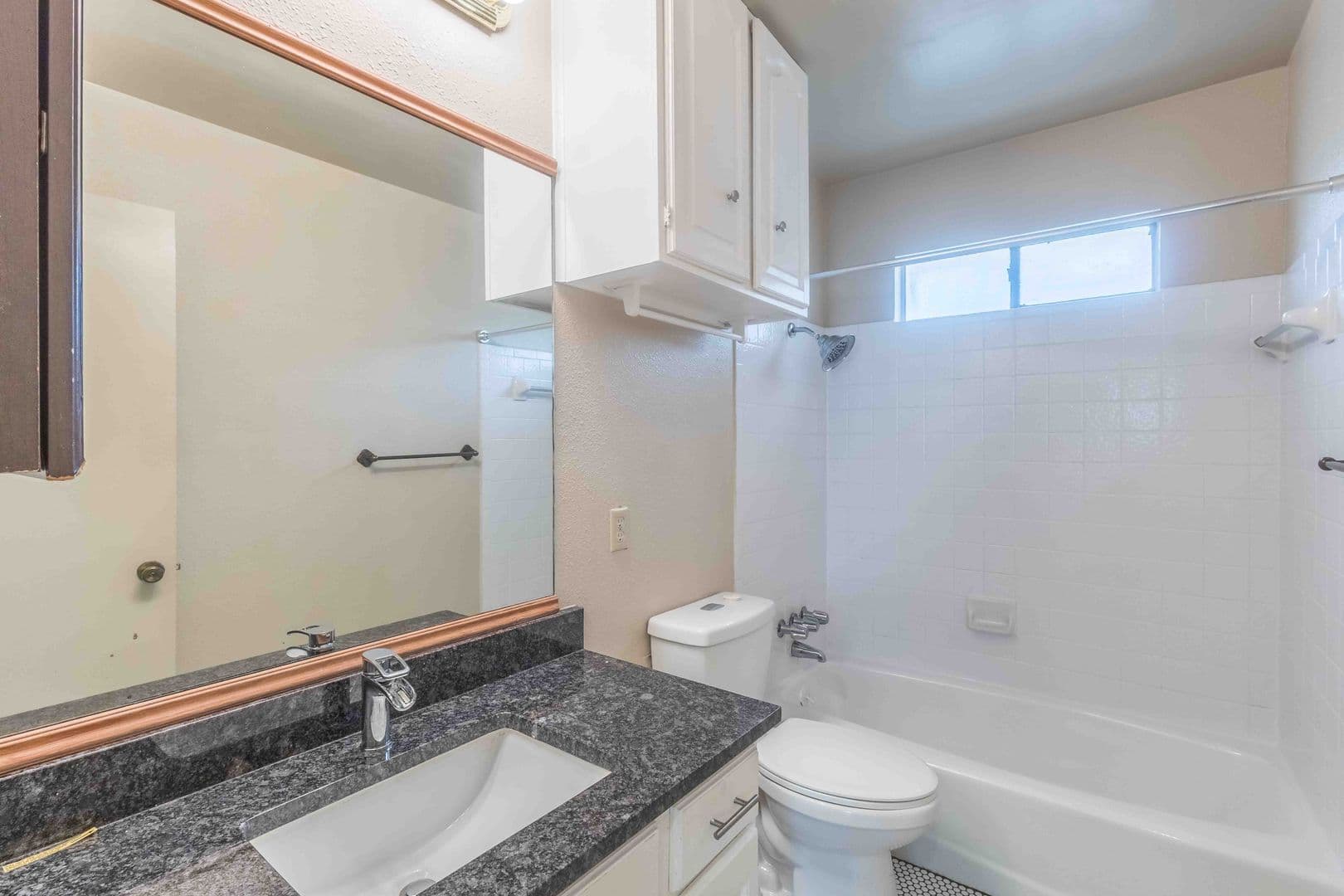 Austin Multiplex: 3901 Knollwood Dr