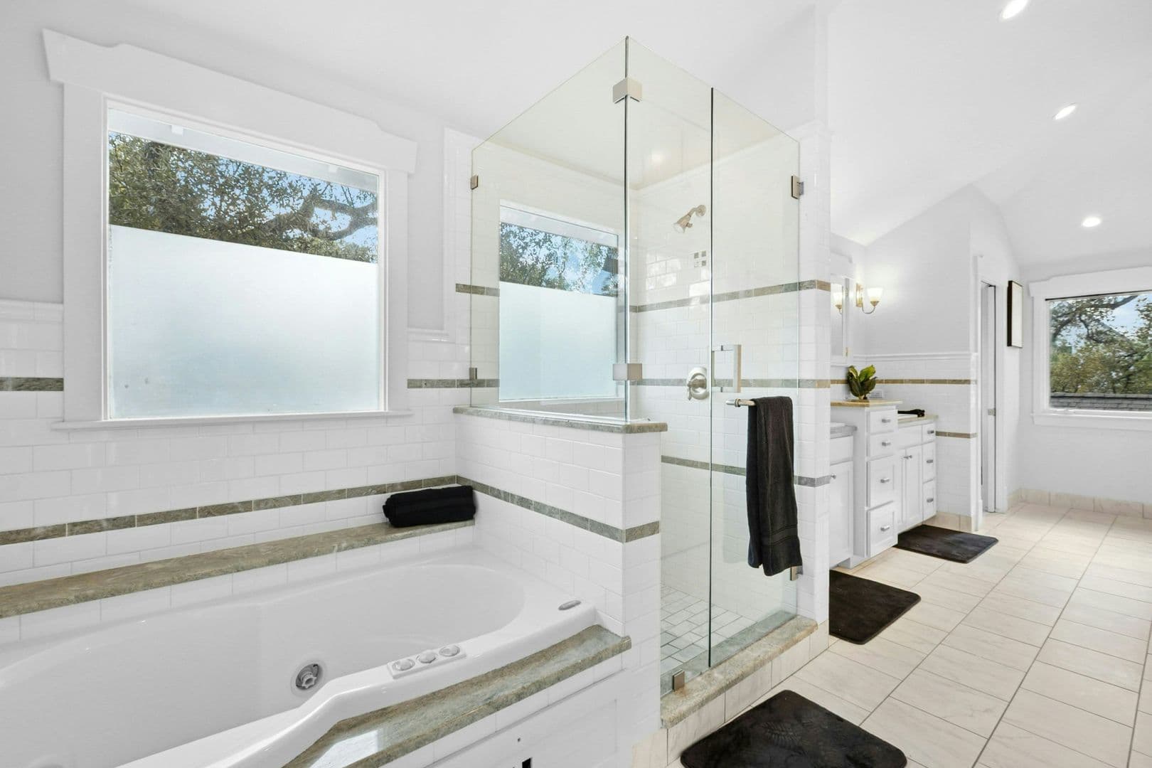 Austin House: 1206 West 22 1/2 Street