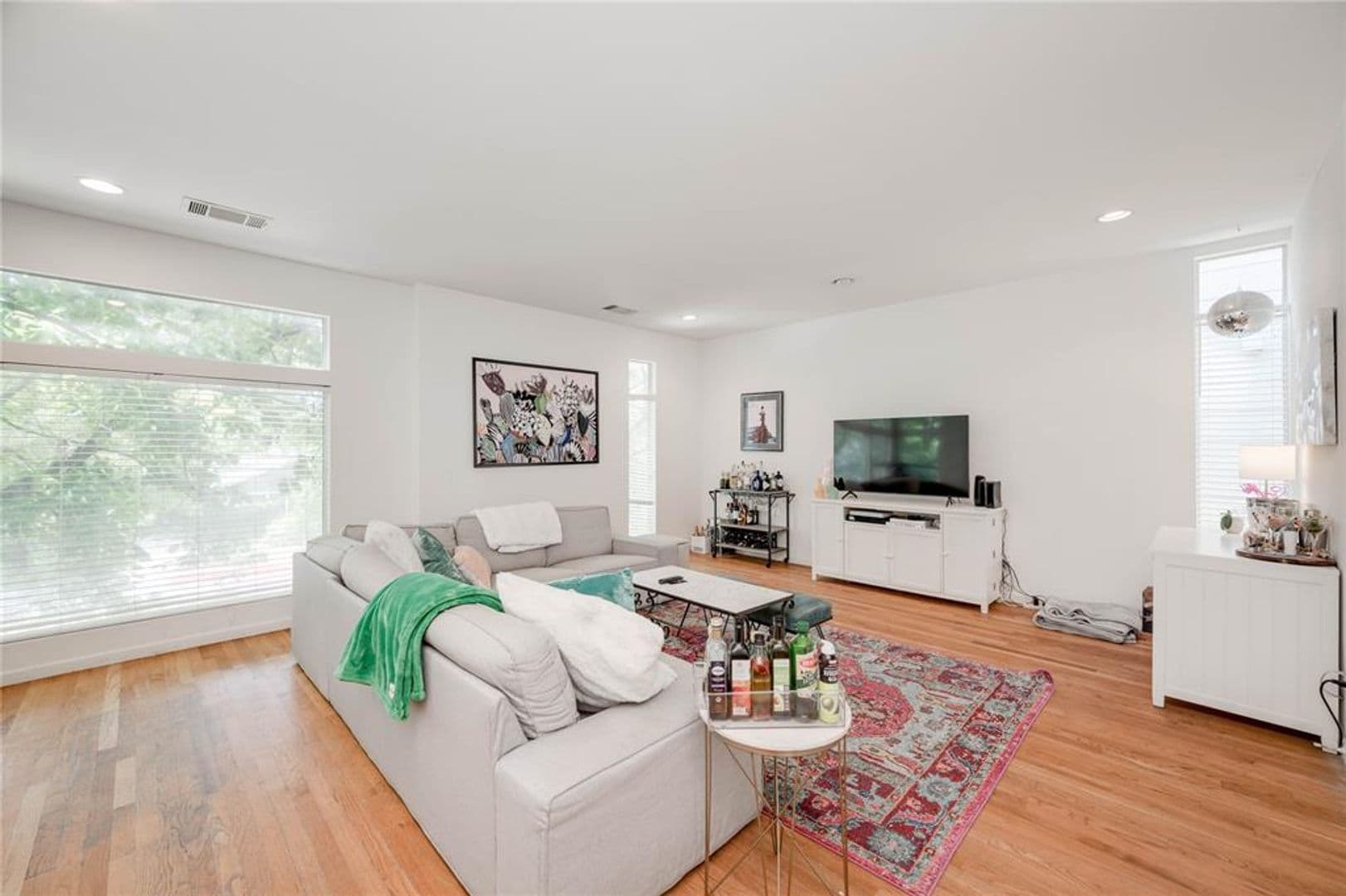 Austin House: 712 E. 45th St