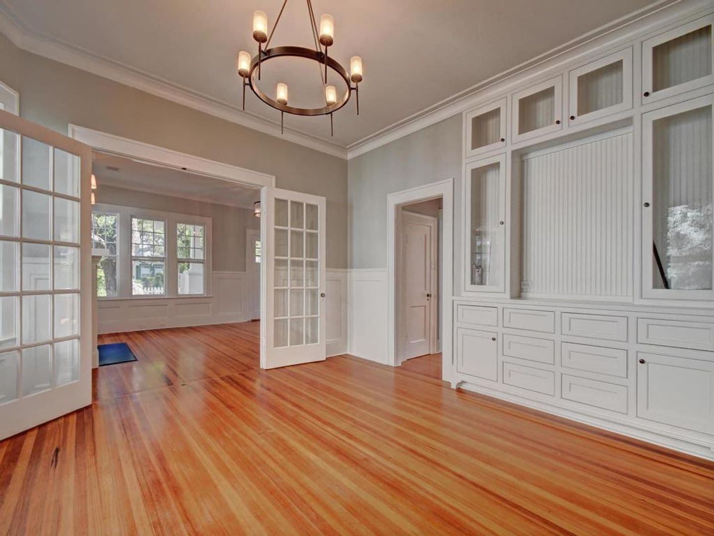 Austin House: 1203 W 22nd 1/2 St
