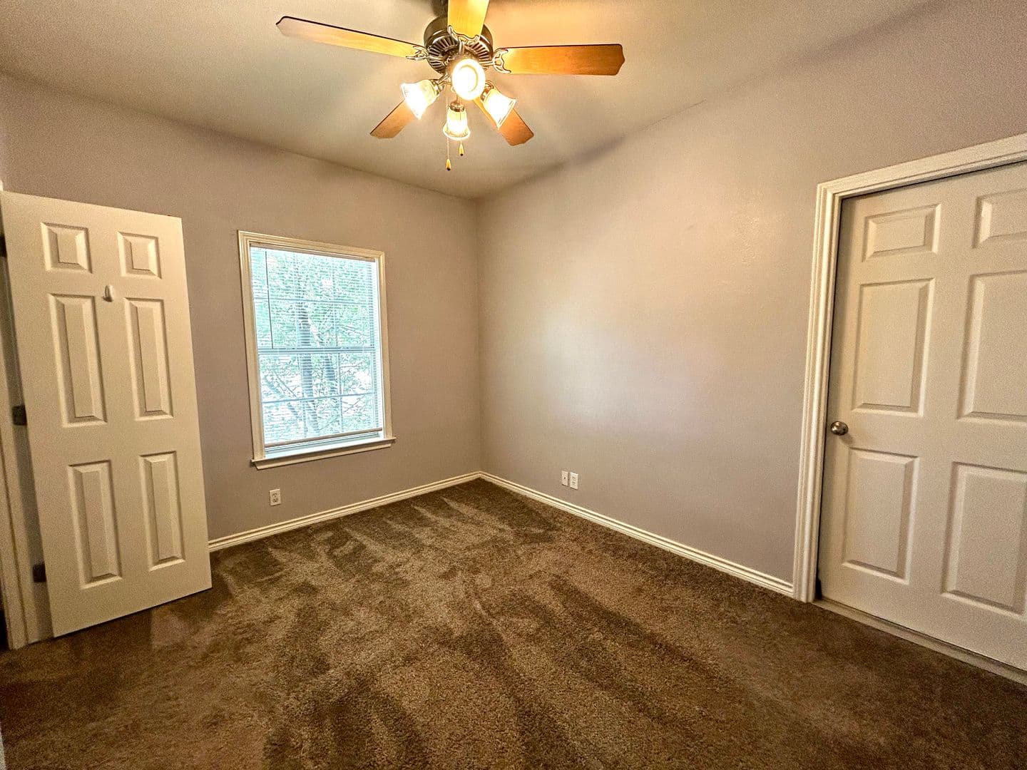 Austin Multiplex: 408 Nelray Blvd
