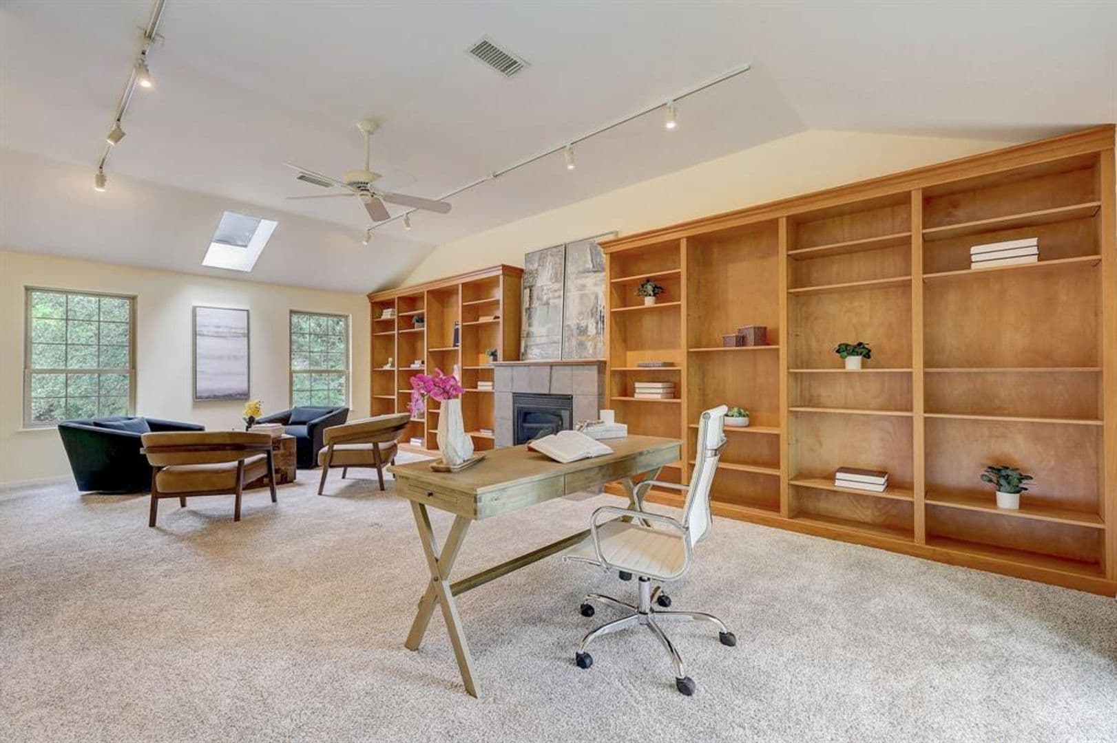 Austin House: 805 Leonard St