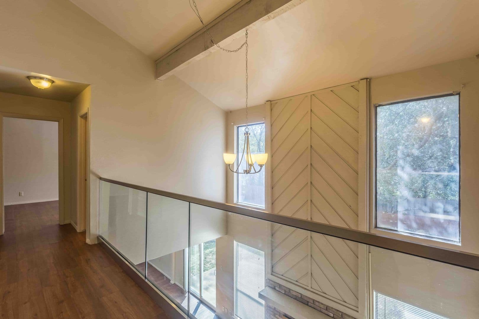 Austin Multiplex: 3901 Knollwood Dr
