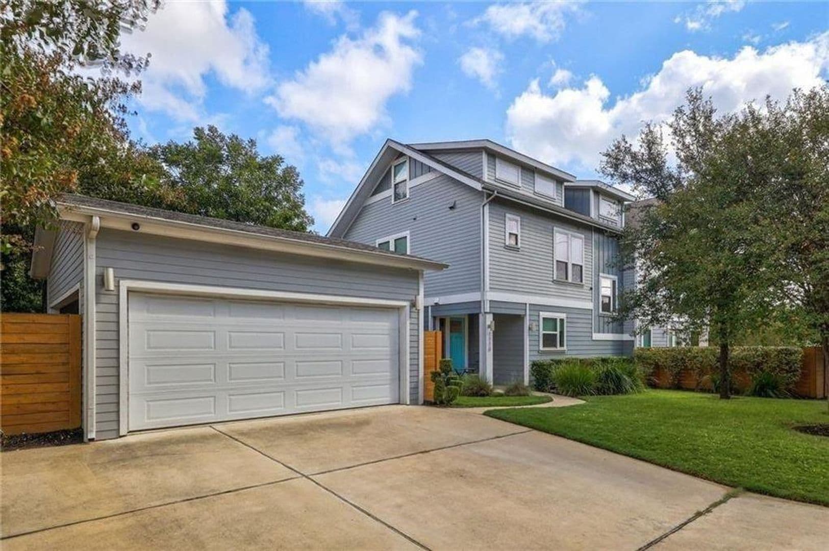 Austin House: 1110 Concordia Ave