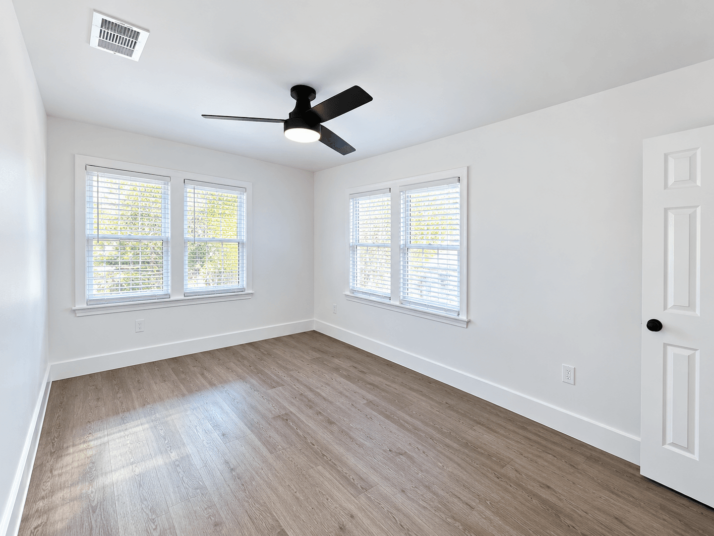 Austin House: 604 Bellevue Pl.