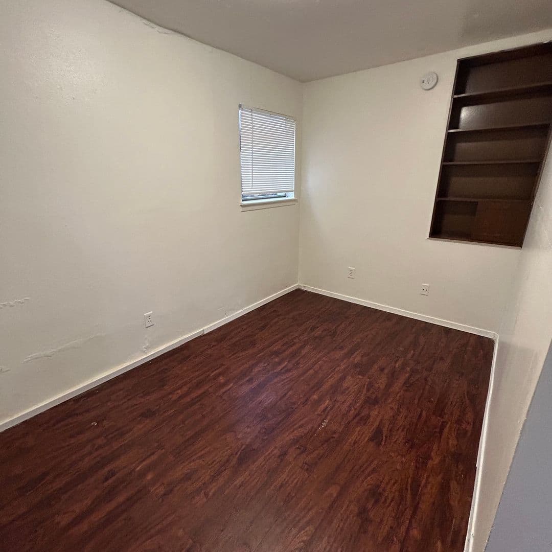 Austin Apartment: 1011 W. 23rd St.