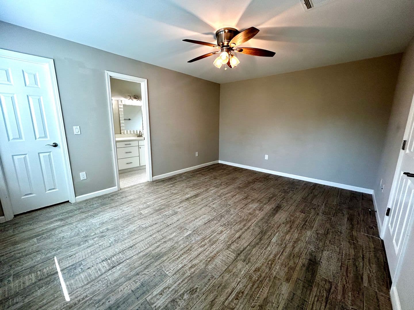 Austin Multiplex: 2003 Kirksey Drive