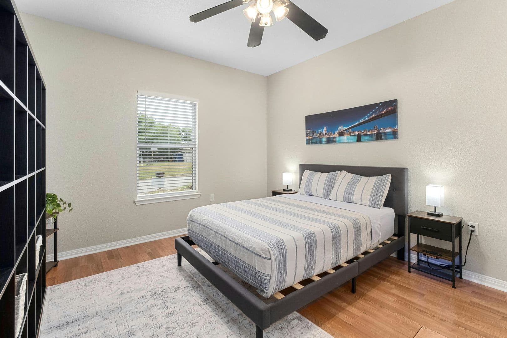 Austin Multiplex: 2917 E 16th St