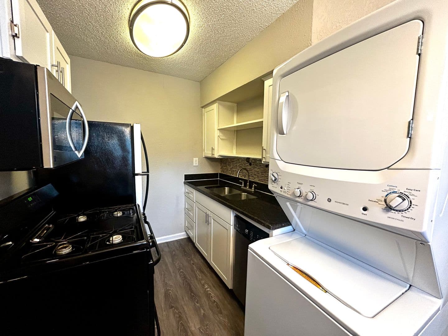 Austin Apartment: 2401 Manor Road