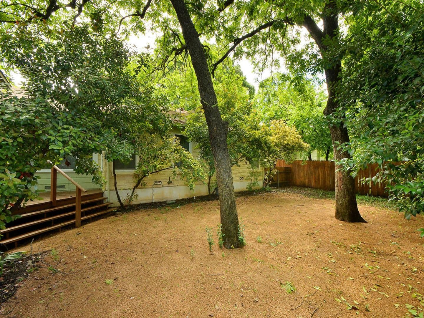 Austin House: 2914 Hampton Rd