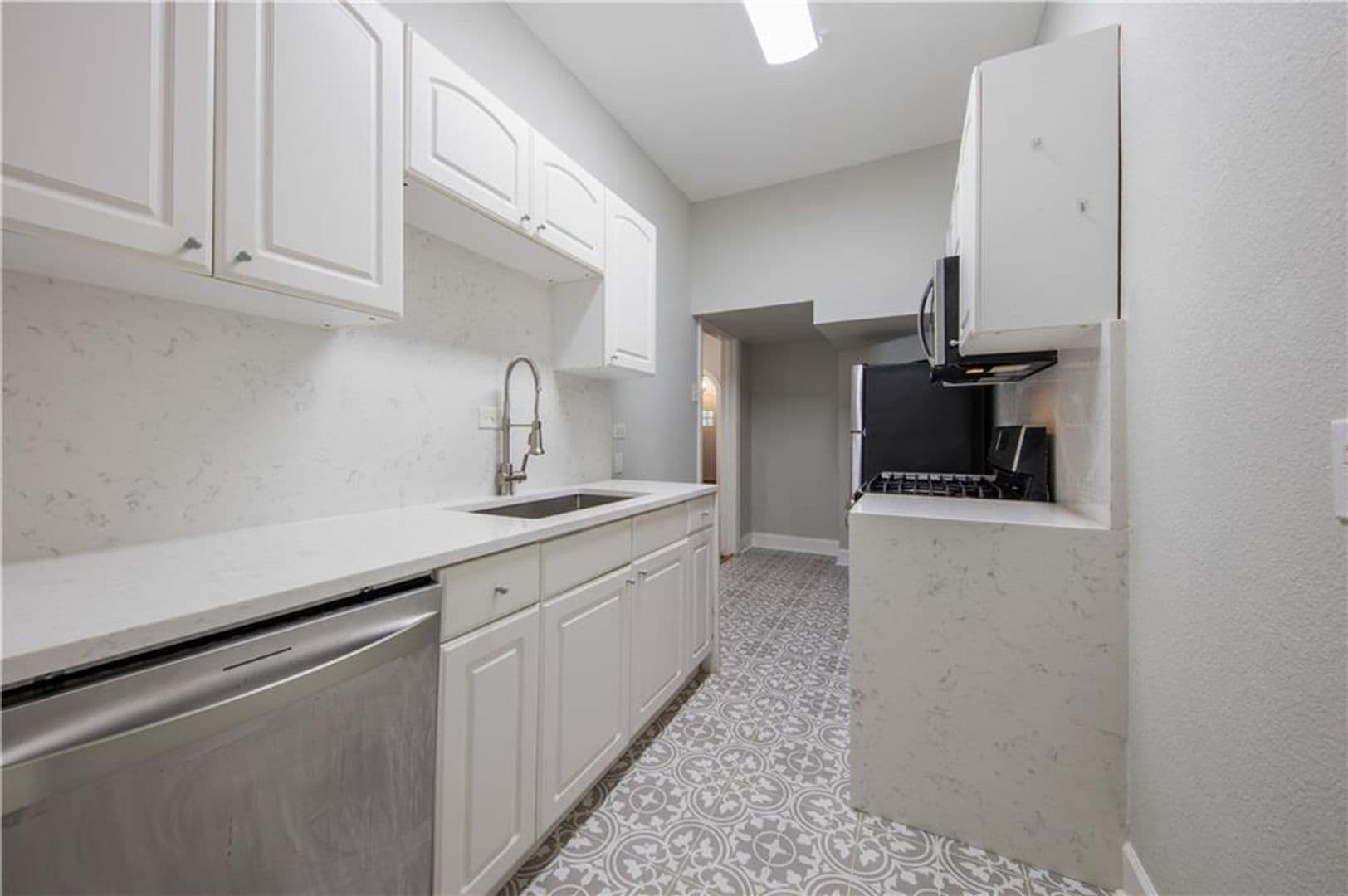Austin Multiplex: 405 E 32nd St