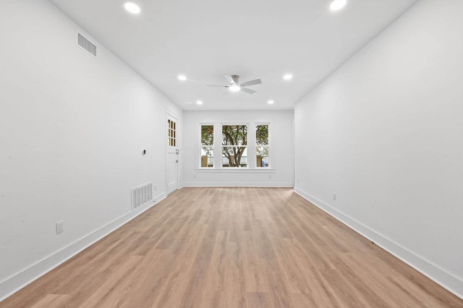 Austin House: 910 W 22nd 1/2 St