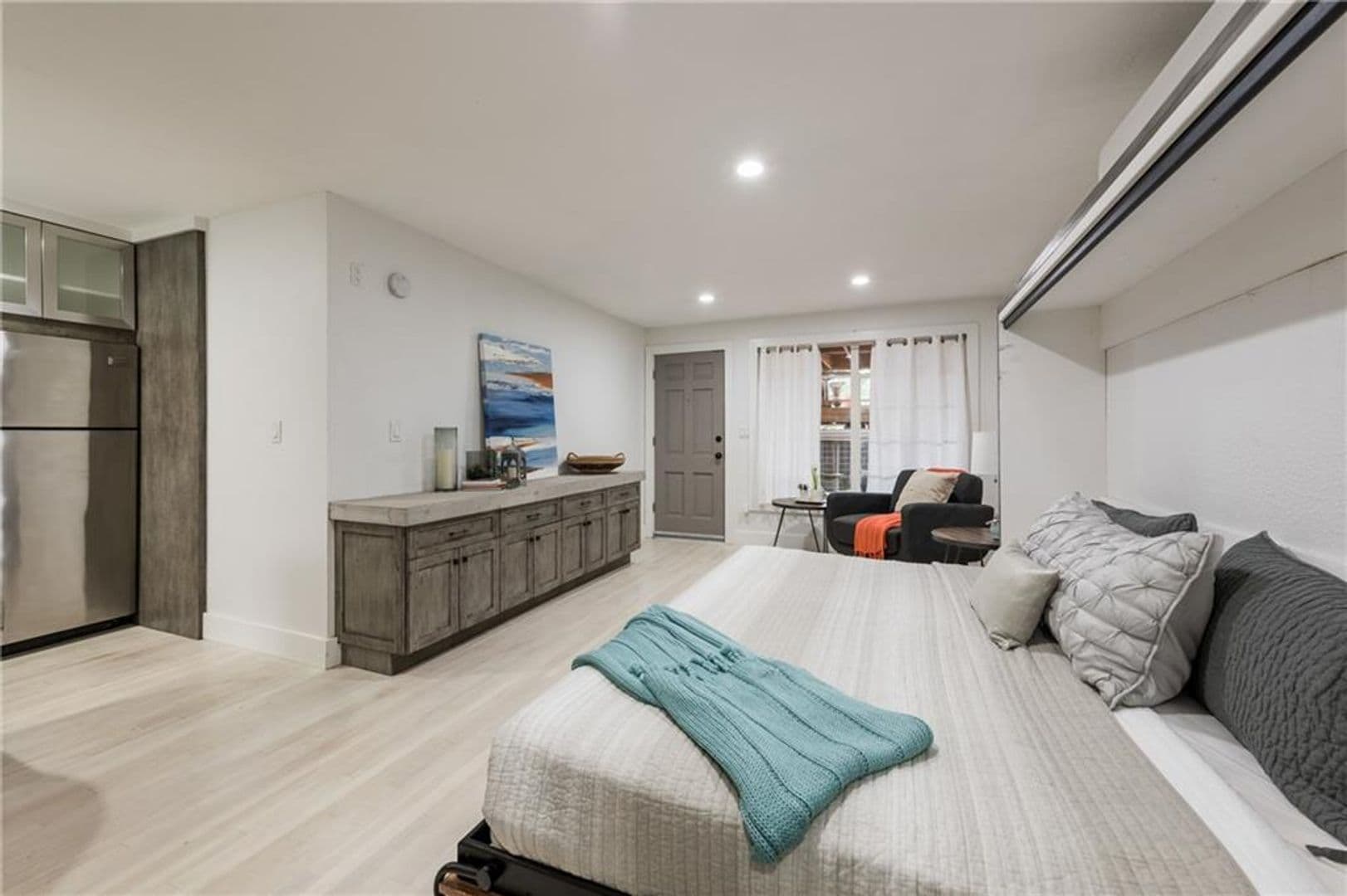 Austin Condo: 1212 Castle Hill Street