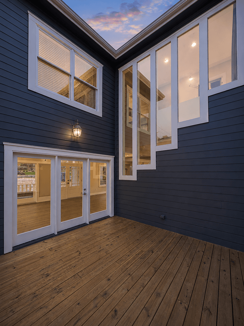 Austin House: 804 E. Dean Keeton St