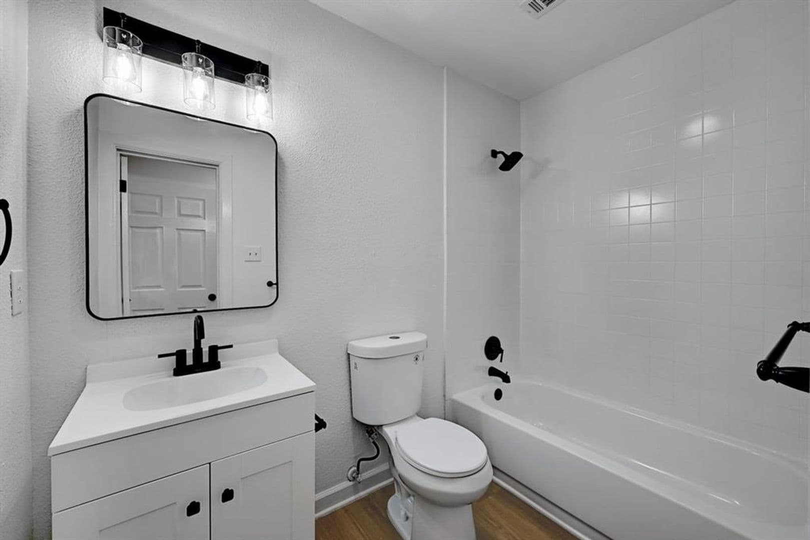 Austin Multiplex: 2305 Longview St