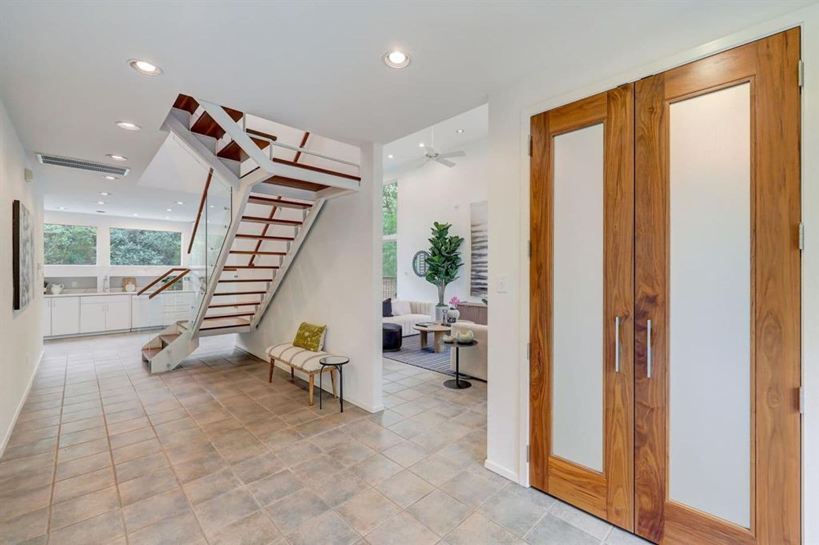 Austin House: 805 Leonard St