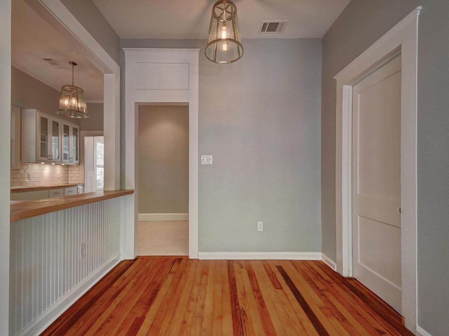 Austin House: 1203 W 22nd 1/2 St