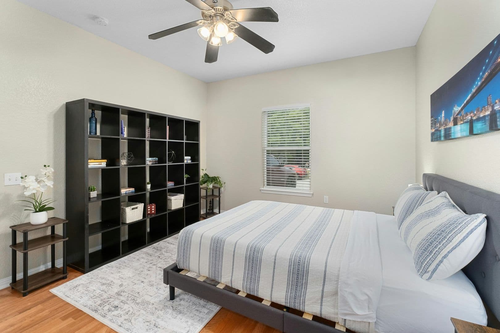 Austin Multiplex: 2917 E 16th St