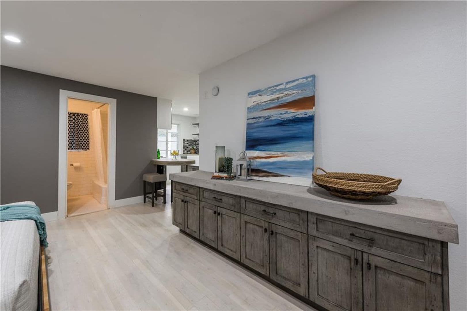 Austin Condo: 1212 Castle Hill Street