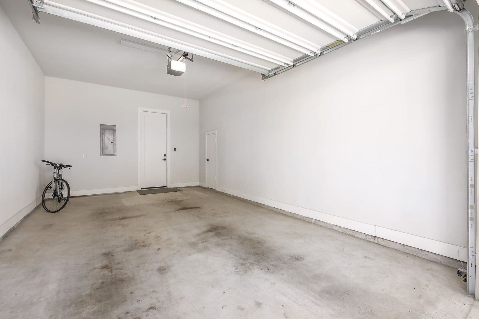 Austin House: 4804 Duval Rd