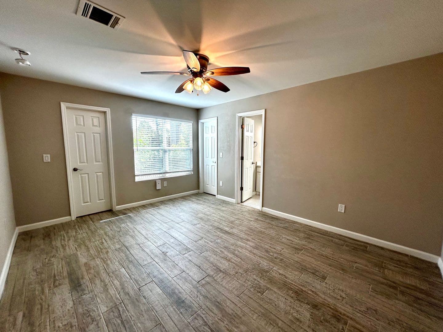 Austin Multiplex: 2003 Kirksey Drive