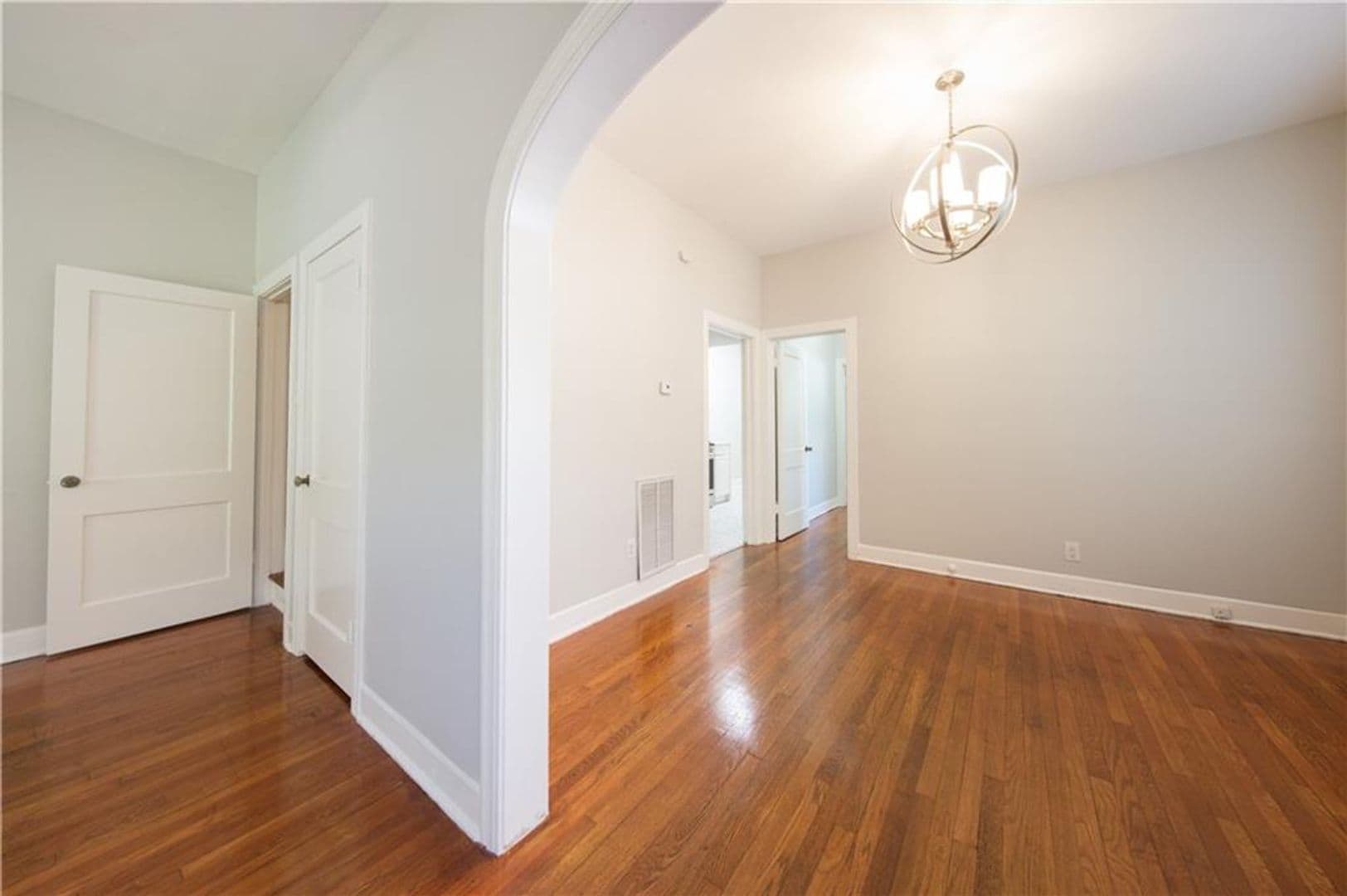 Austin Multiplex: 405 E 32nd St