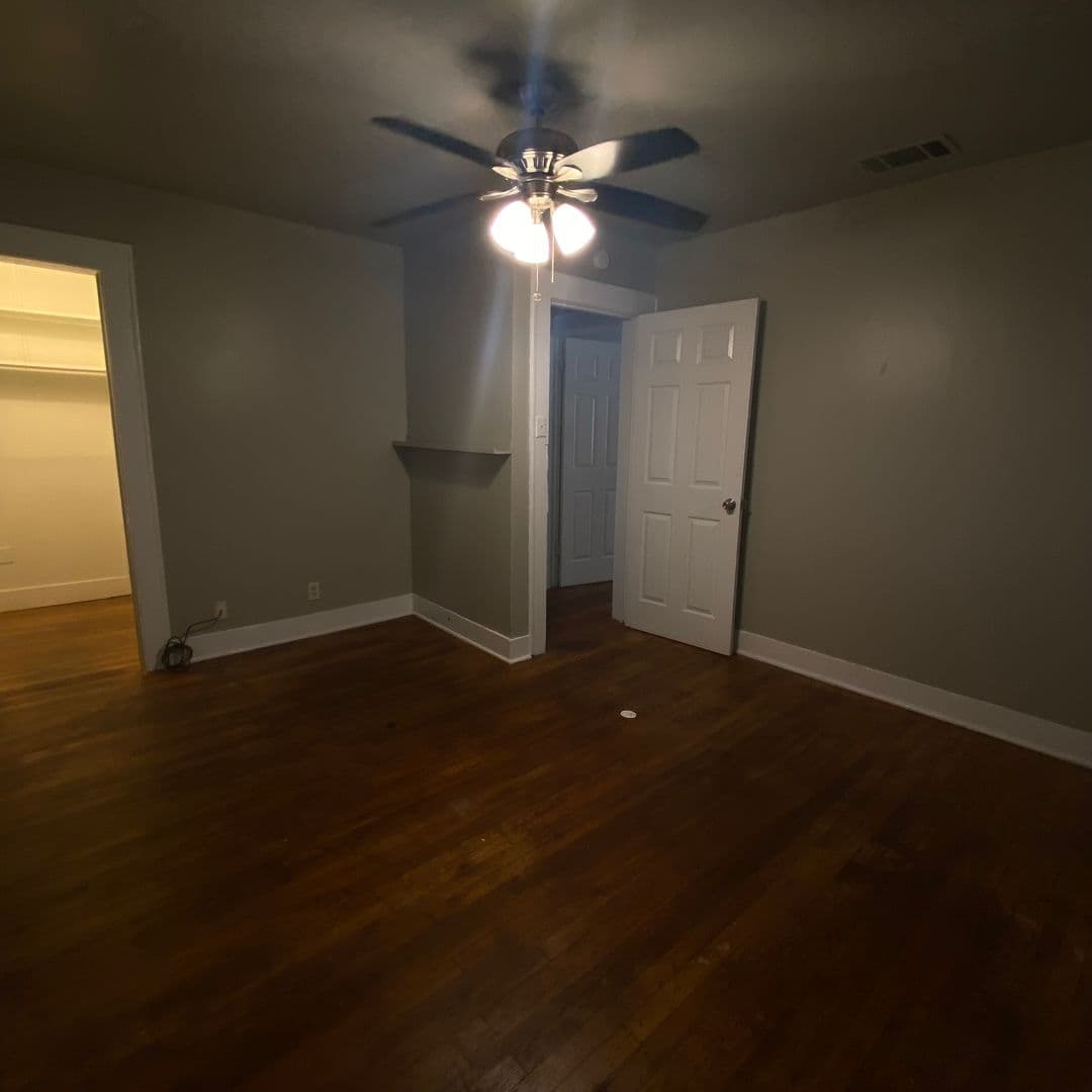 Austin Multiplex: 2714 Whitis Ave - Entire House