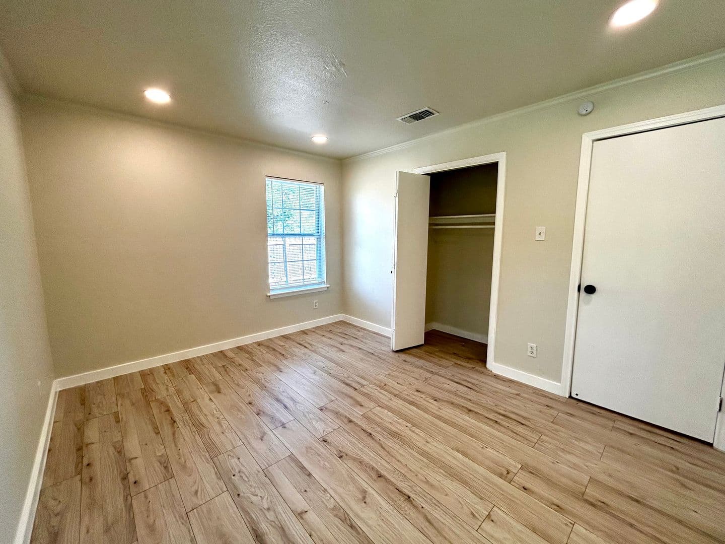 Austin Multiplex: 1005 W Martin Luther King Jr Blvd - House