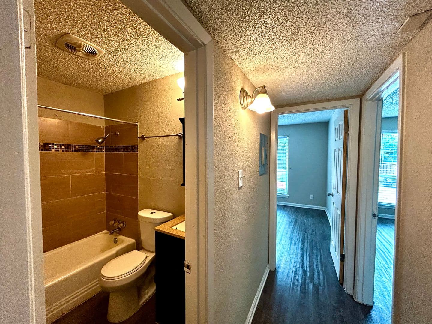 Austin Apartment: 2401 Manor Road