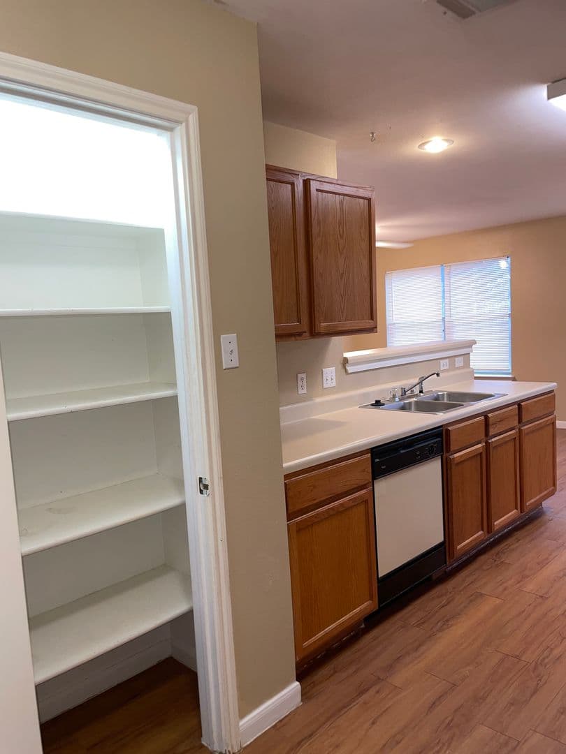 Austin Multiplex: 2400 Riddle Rd - Unit B