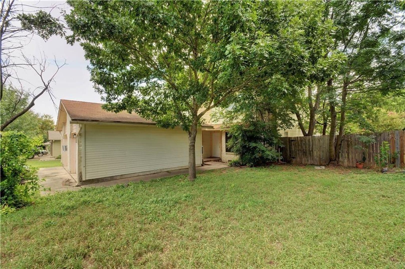 Austin Multiplex: 2011 Kirksey Drive