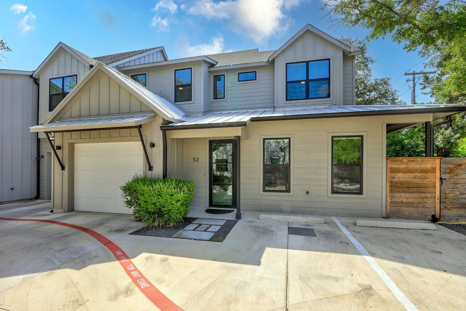 Austin House: 4804 Duval Rd