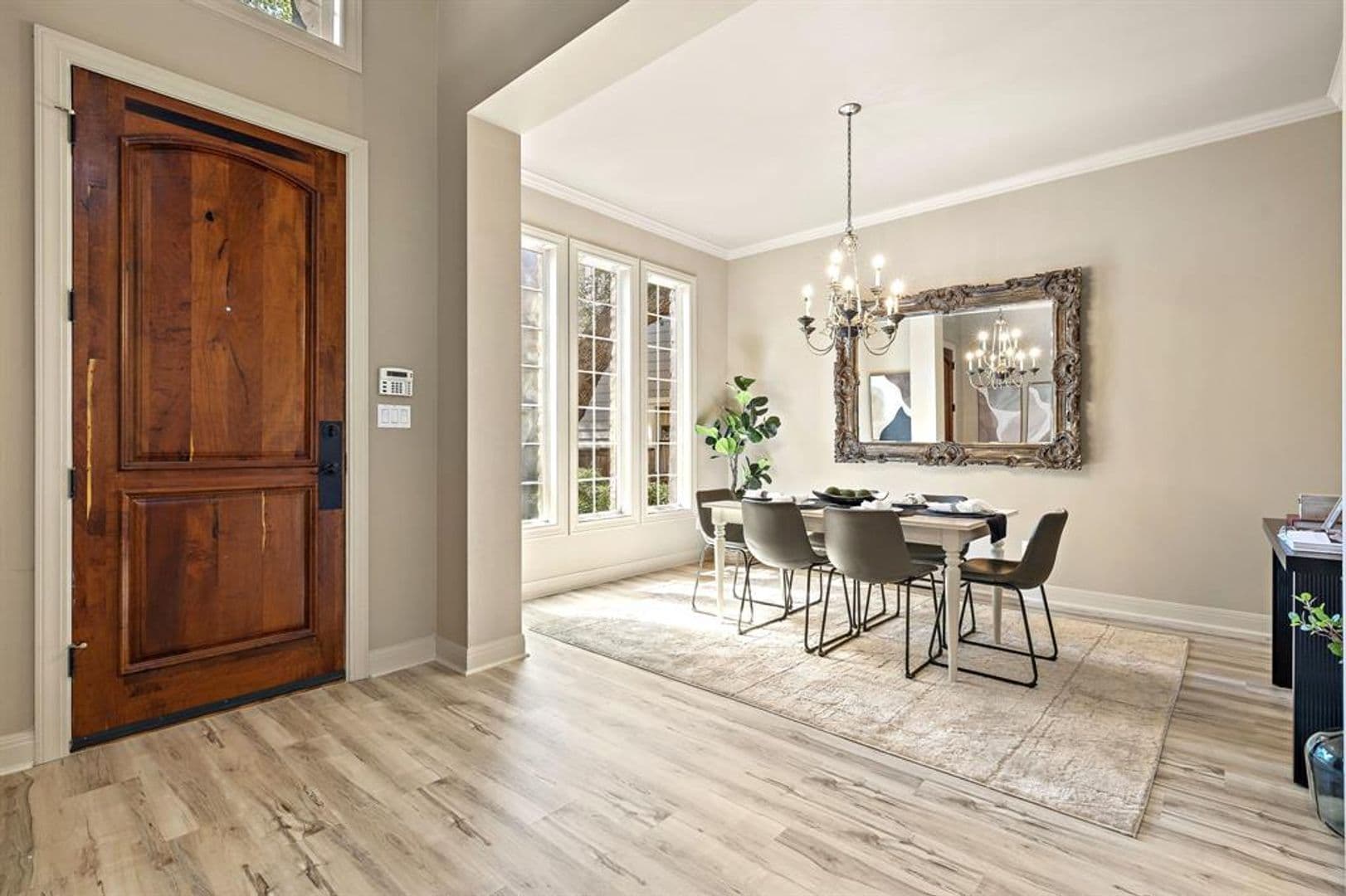 Austin House: 3508 Red River St
